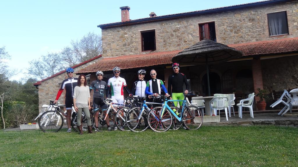 Campo Di Carlo Guest House Sassetta Exterior foto