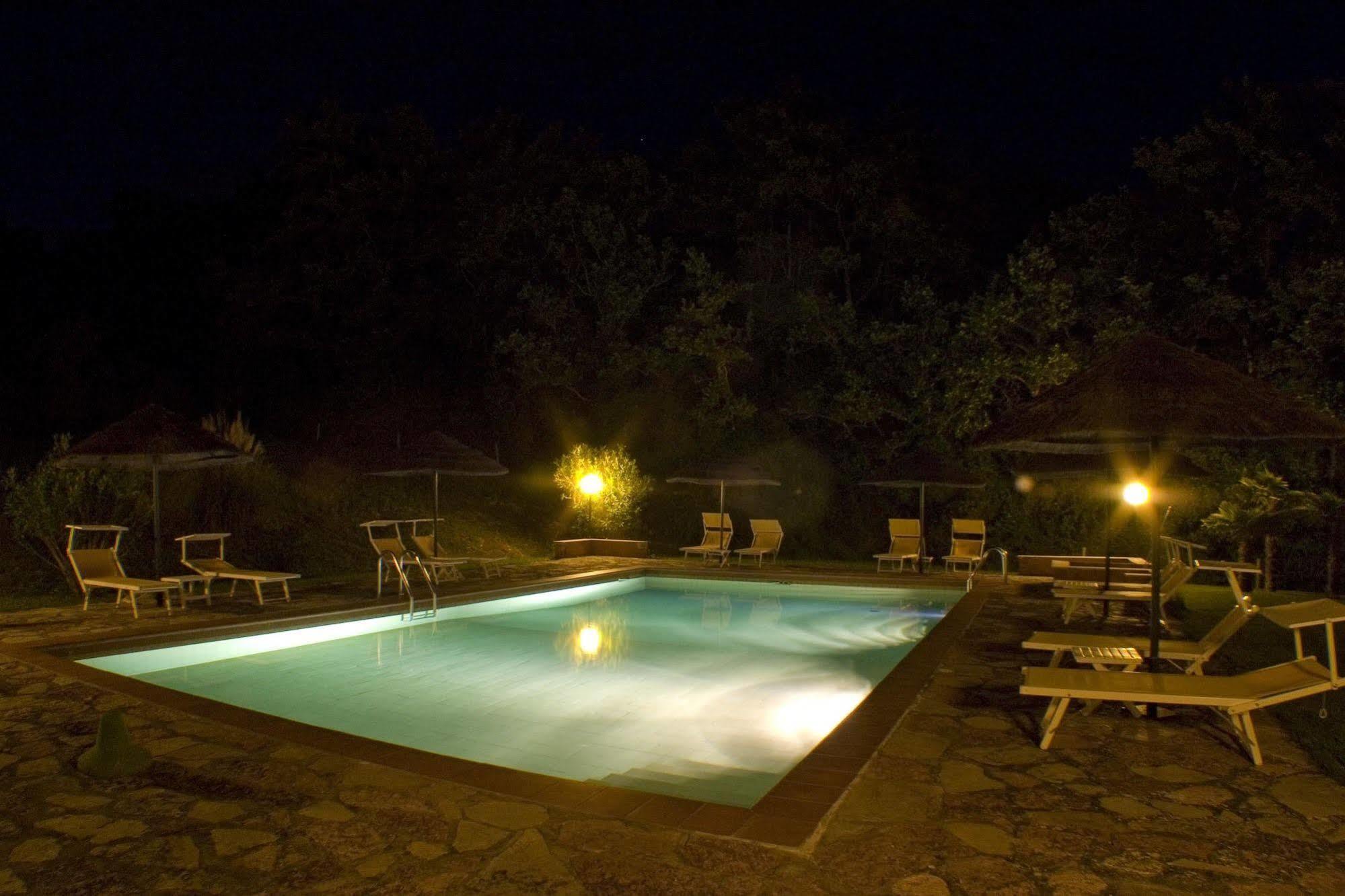 Campo Di Carlo Guest House Sassetta Exterior foto